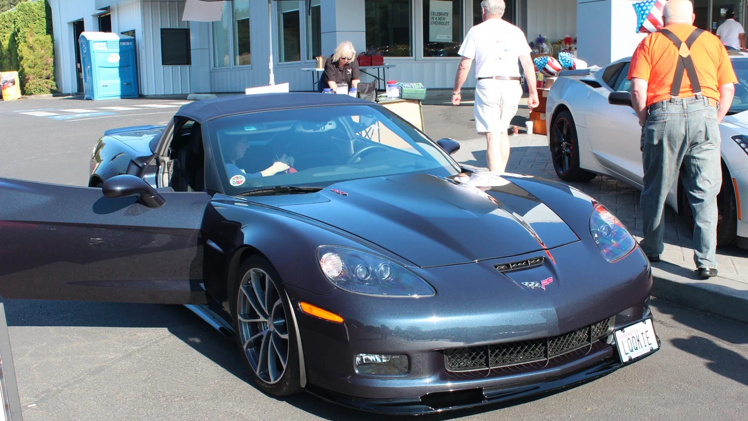 Click to Enlarge-Esc to Close Corvette Generations/C6/C6 2013 Black LQQKIE.webp